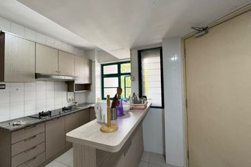 The Straits View, Bandar Baru Permas Jaya