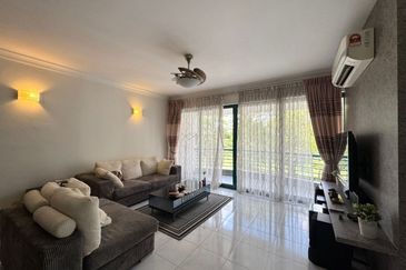 The Straits View, Bandar Baru Permas Jaya