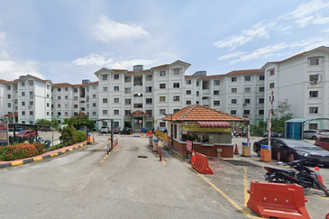 Residensi Warnasari 1