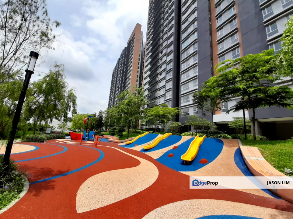 DEPO 5% !! Dual Key Condo 3r3b Corner Lot @ Emerald Damai Cheras, Kuala Lumpur, Cheras