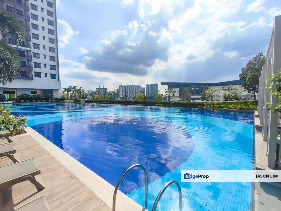 Condo Baru & Cantik !! JIMAT 112K !! M Luna 2R+2B @ Kepong - 5min to MRT, Kuala Lumpur, Kepong