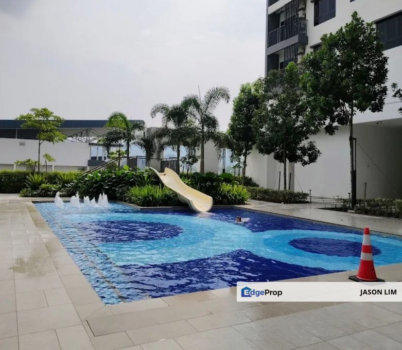 Condo Baru & Cantik !! JIMAT 112K !! M Luna 2R+2B @ Kepong - 5min to MRT, Kuala Lumpur, Kepong