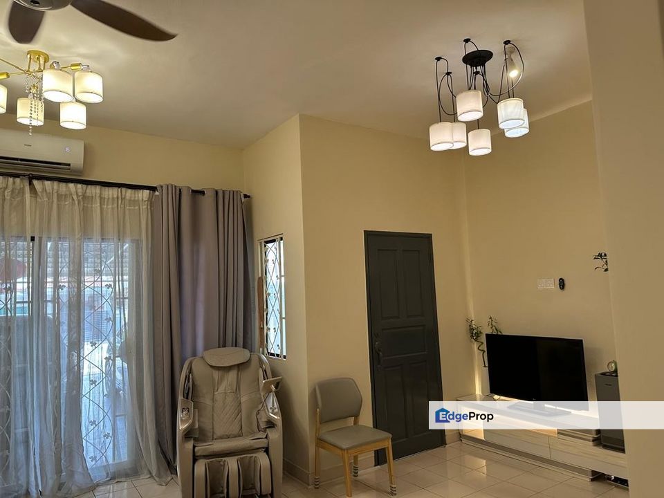 Renovated double storey 20x75 bandar puteri klang bukit tinggi botanic , Selangor, Klang