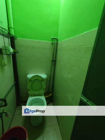 Single storey 22x75 taman klang utama jalan sungai keramat, Selangor, Klang
