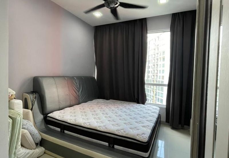 Dedaun Hijau (Greenfield Regency)