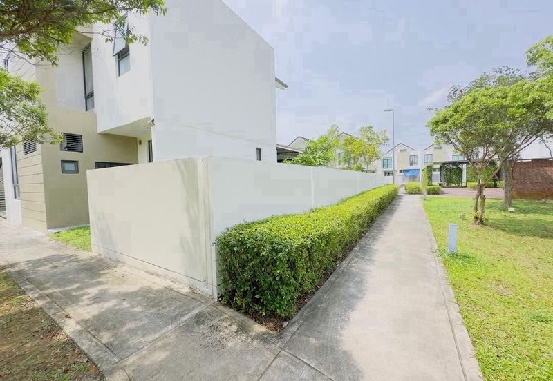 Avira Garden Terraces @ Medini