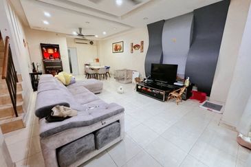 Taman Austin Perdana