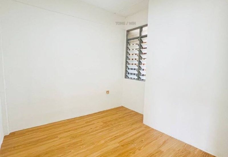 Flat Temenggong, Bandar Indahpura