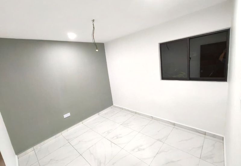Flat Bandar Selesa Jaya