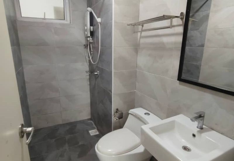 The Pinnacles (Pinnacle Tower)