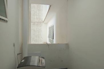 The Pinnacles (Pinnacle Tower)