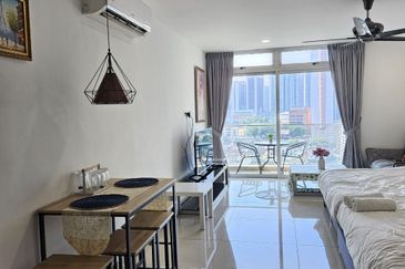 KSL D Esplanade, Taman Century