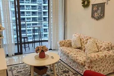 Baypoint @ Country Garden Danga Bay