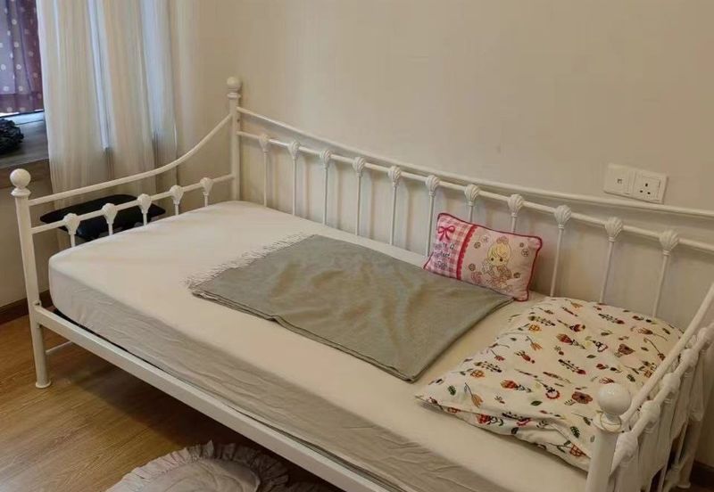 Baypoint @ Country Garden Danga Bay