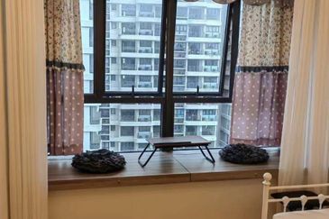 Baypoint @ Country Garden Danga Bay