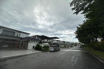 Bougain Villa @ Bandar Putra Kulai