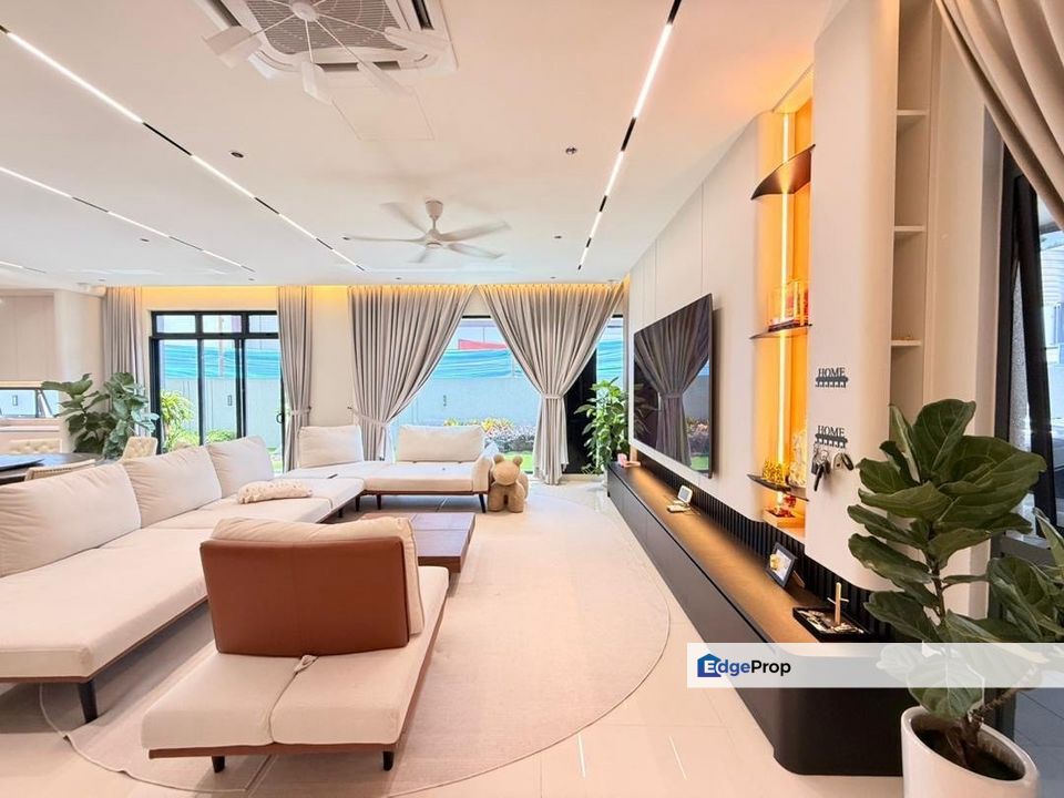 Danga Sutera Skudai Johor Semi D For Sale Fully Renovated , Johor, Skudai