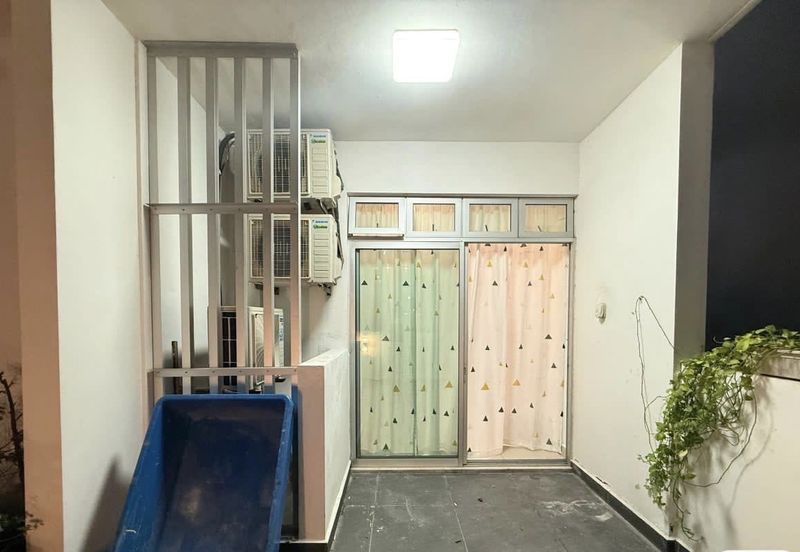 Meridin Bayvue Apartment