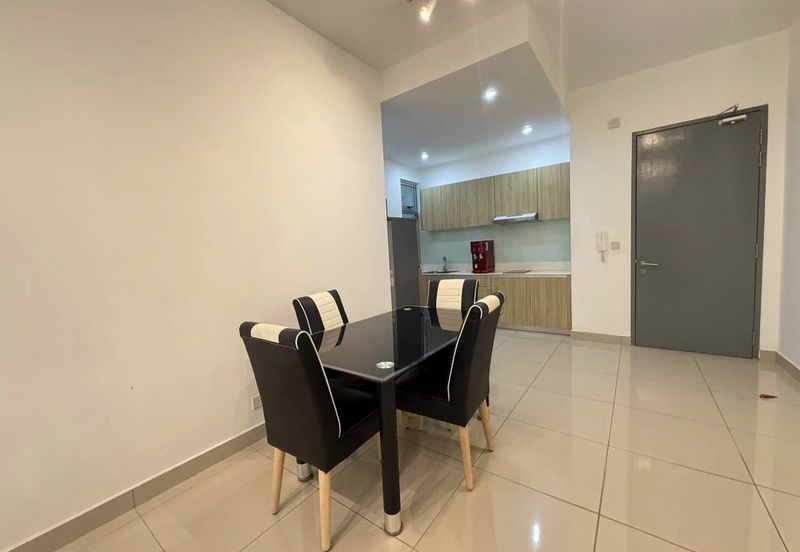 Meridin Bayvue Apartment