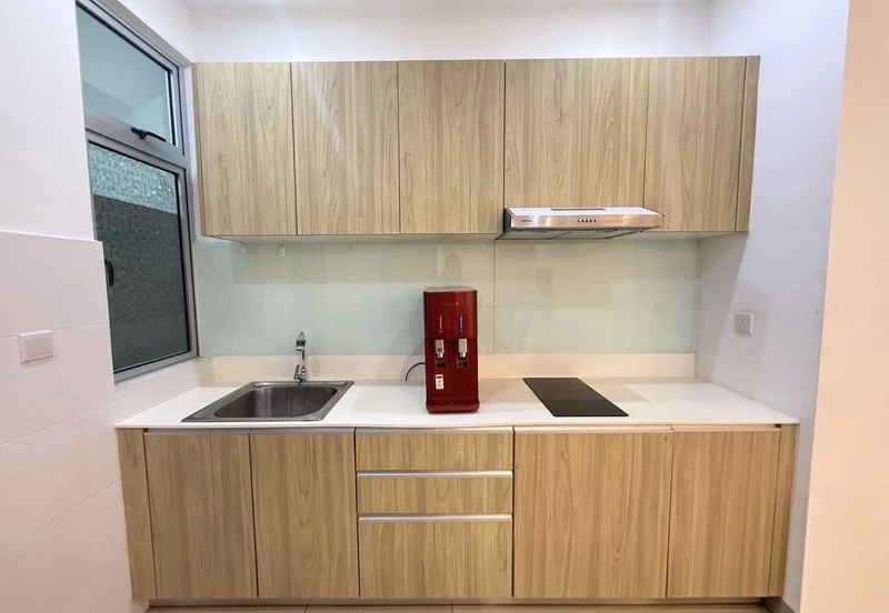 Meridin Bayvue Apartment