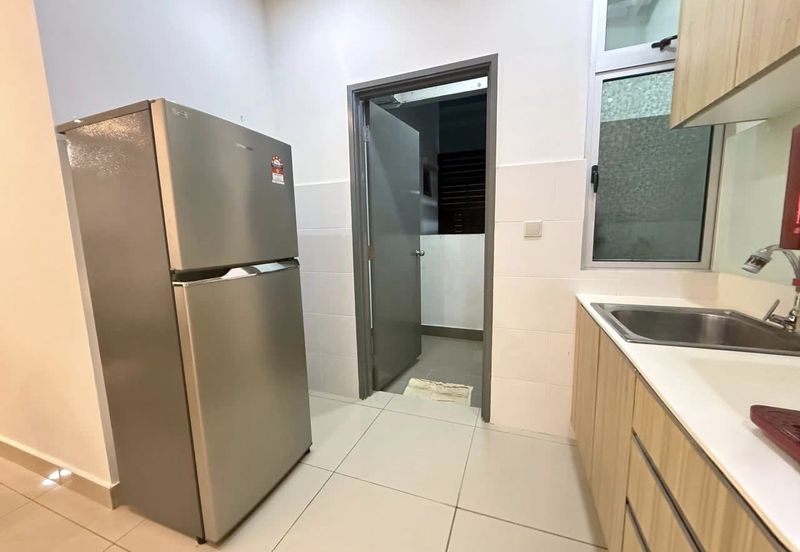 Meridin Bayvue Apartment