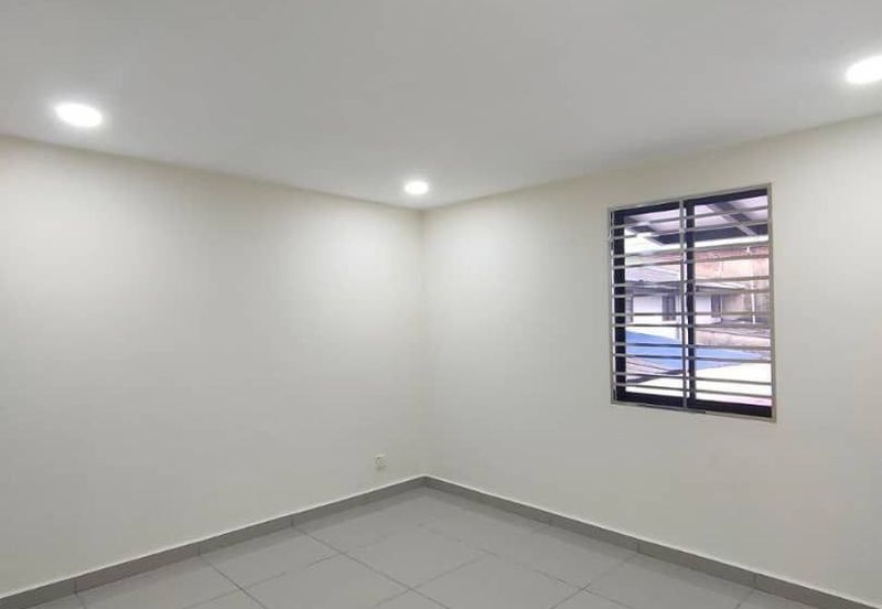 Taman Plentong Utama