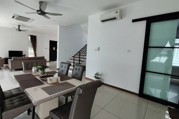 Isola Villa @ Senibong Cove