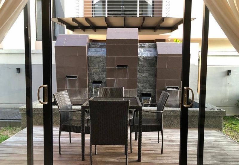 Desa Tebrau @ Precint 12