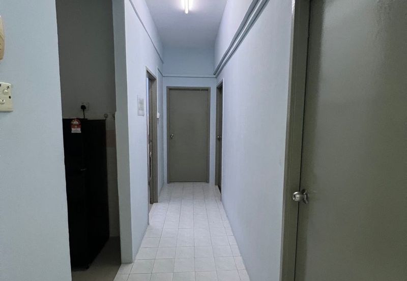 Sri Impian Apartment, Larkin Perdana