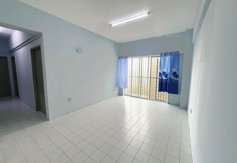 Sri Impian Apartment, Larkin Perdana