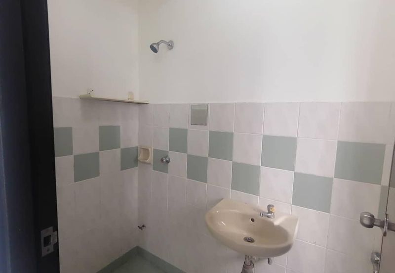 Sri Impian Apartment, Larkin Perdana