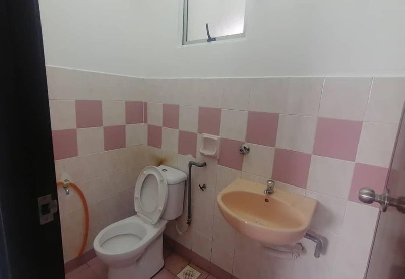 Sri Impian Apartment, Larkin Perdana