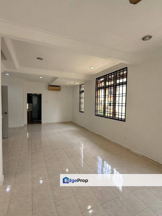 Nusavilla Skudai Johor For Sale Full Loan Unit, Johor, Skudai