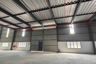Detached Factory Warehouse Ayer Keroh Heights Industrial Park Good Condition for Sale 