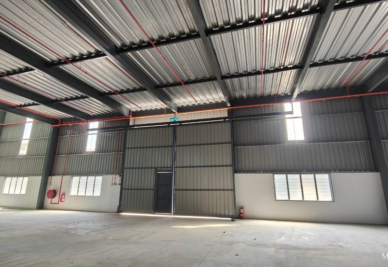 Detached Factory Warehouse Ayer Keroh Heights Industrial Park Good Condition for Sale 