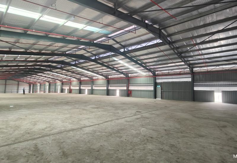 Detached Factory Warehouse Ayer Keroh Heights Industrial Park Good Condition for Sale 