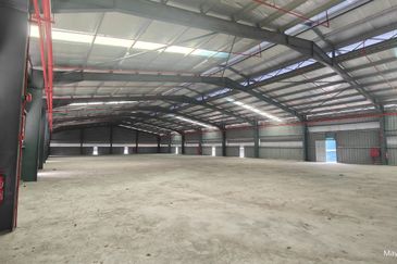 Detached Factory Warehouse Ayer Keroh Heights Industrial Park Good Condition for Sale 