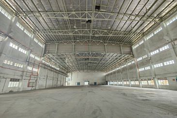 Detached Factory Warehouse Merlimau Industrial Park Melaka High Ceiling Big Land for Sale
