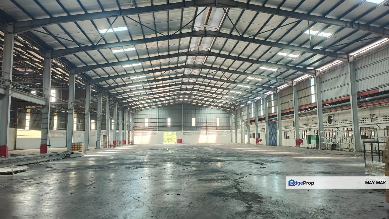 Detached Factory Bukit Rambai Melaka High Roofing With Loading Bays for Sale, Melaka, Bukit Rambai