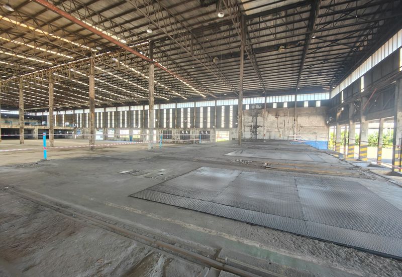 Factory Warehouse Melaka Tengah Heavy Industry Park High Ceiling Gas Passing Selling Below Bank Value