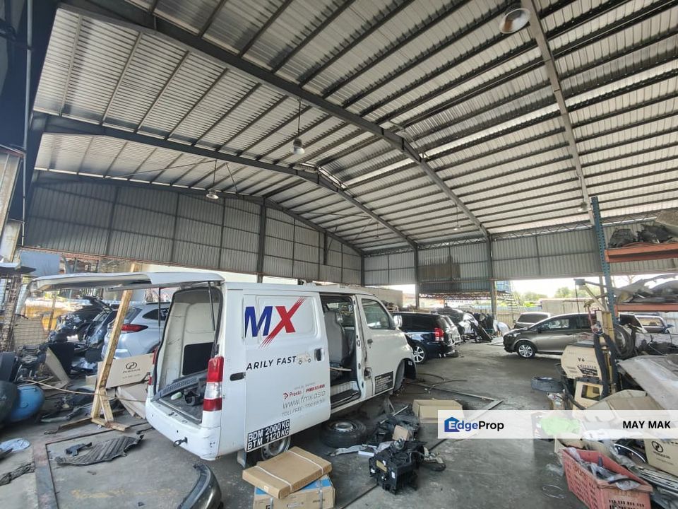 Detached Factory Warehouse Telok Mas Melaka Tengah High Roofing Good Condition for Sale, Melaka, Melaka Jaya