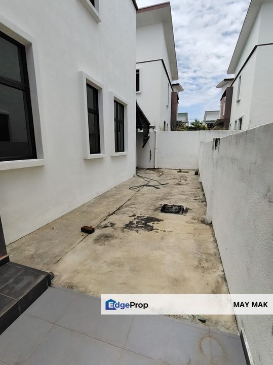 Ozana Residence Semi D Below Bank Value RM 1xxk Gated Guarded Ayer Keroh For Sale, Melaka, Ayer Keroh