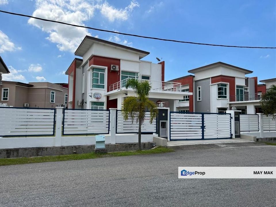 Freehold Bungalow Paya Rumput Perdana Renovated Furnished Gated Guarded for Sale , Melaka, Melaka Tengah