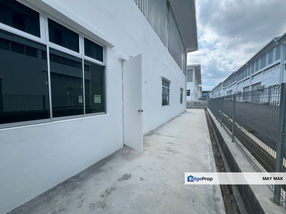 Semi D Factory Warehouse near Ayer Keroh Melaka Partially Renovated unit for Rent, Melaka, Ayer Keroh