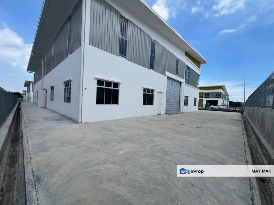 Semi D Factory Warehouse near Ayer Keroh Melaka Partially Renovated unit for Rent, Melaka, Ayer Keroh