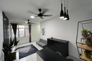 Impiana Sky Residensi @ The Earth