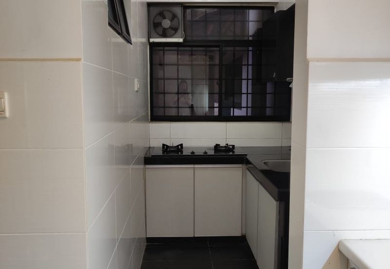 Anjung Hijau (Greenfield Apartment)