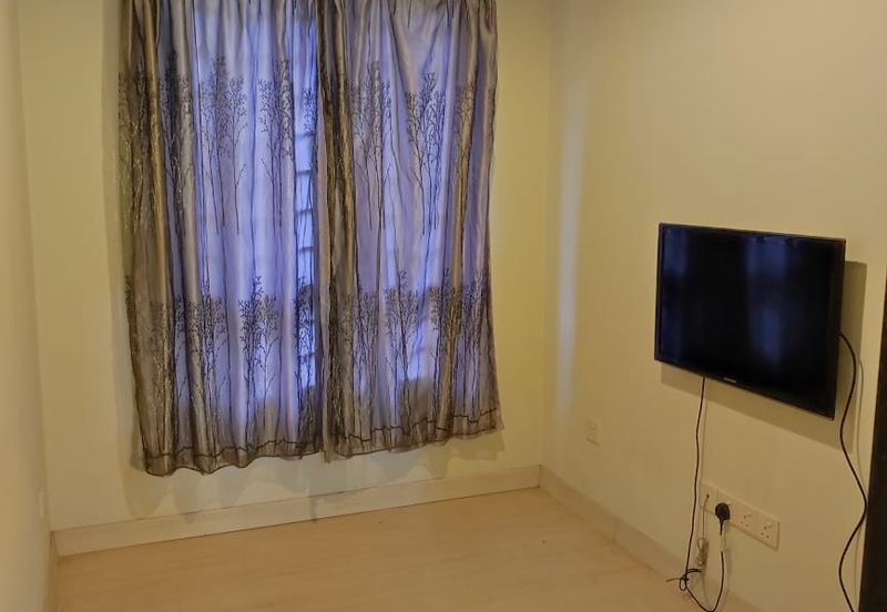 Anjung Hijau (Greenfield Apartment)