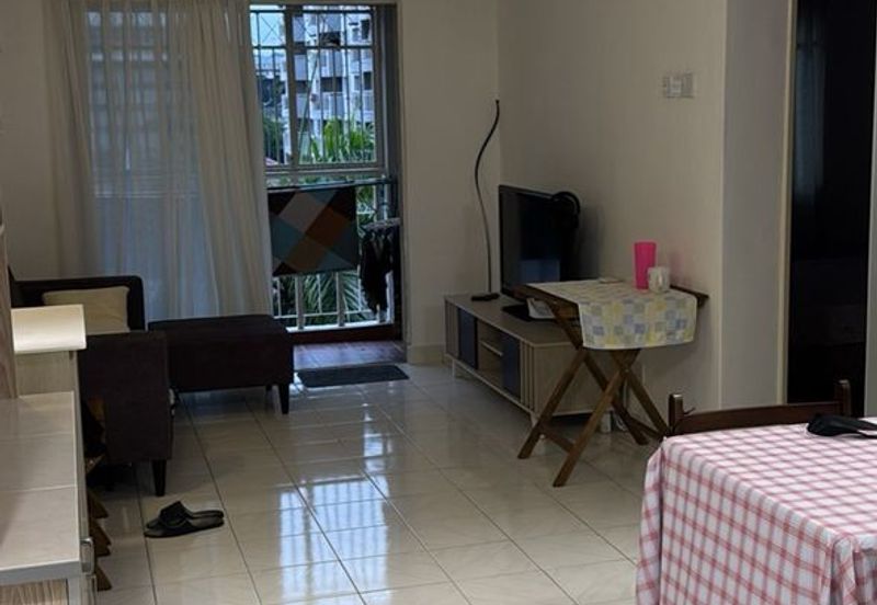 Anjung Hijau (Greenfield Apartment)