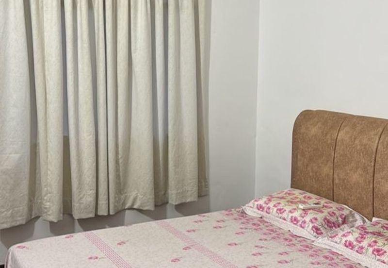 Anjung Hijau (Greenfield Apartment)